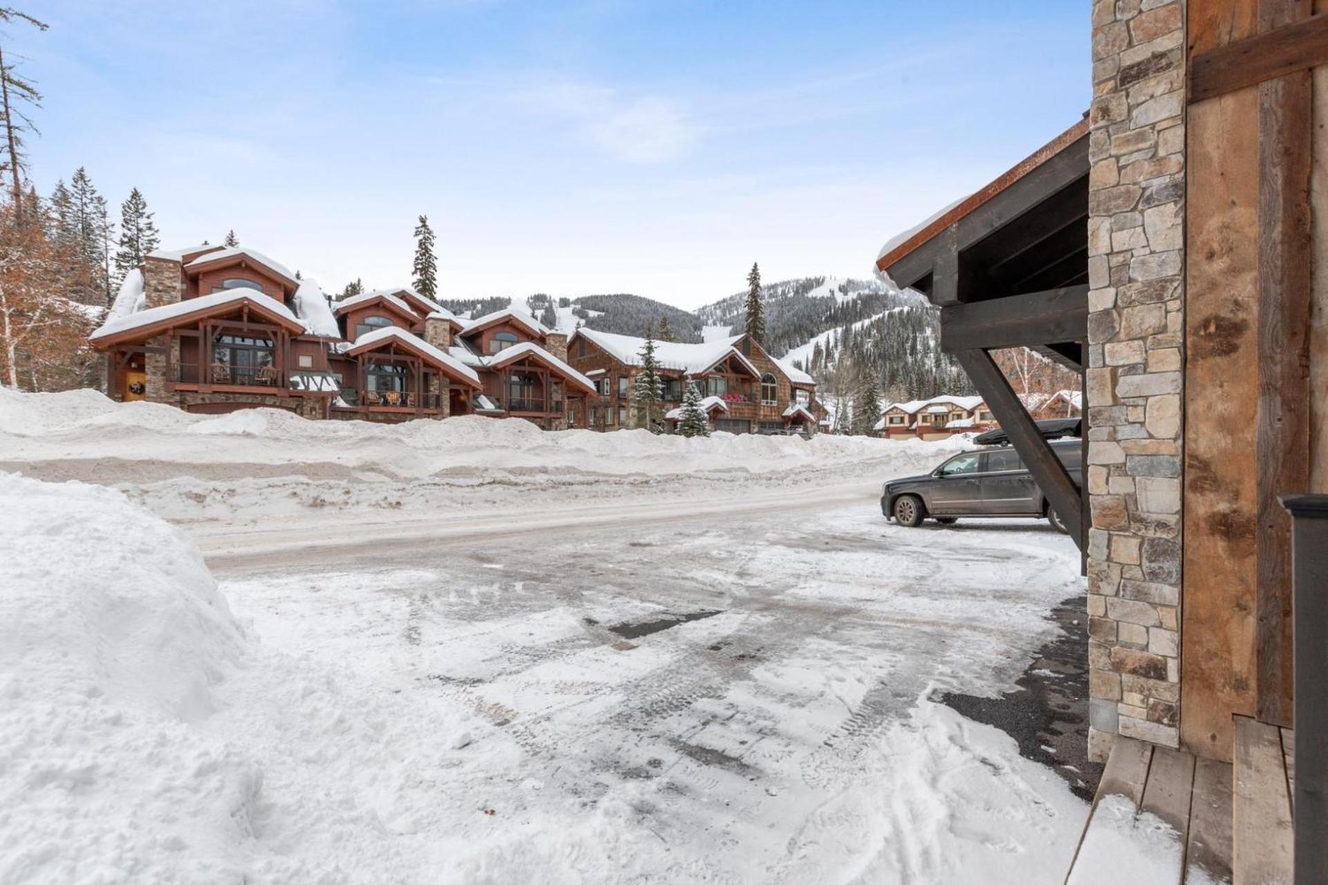 Inspiration Ski Haus Whitefish Bagian luar foto