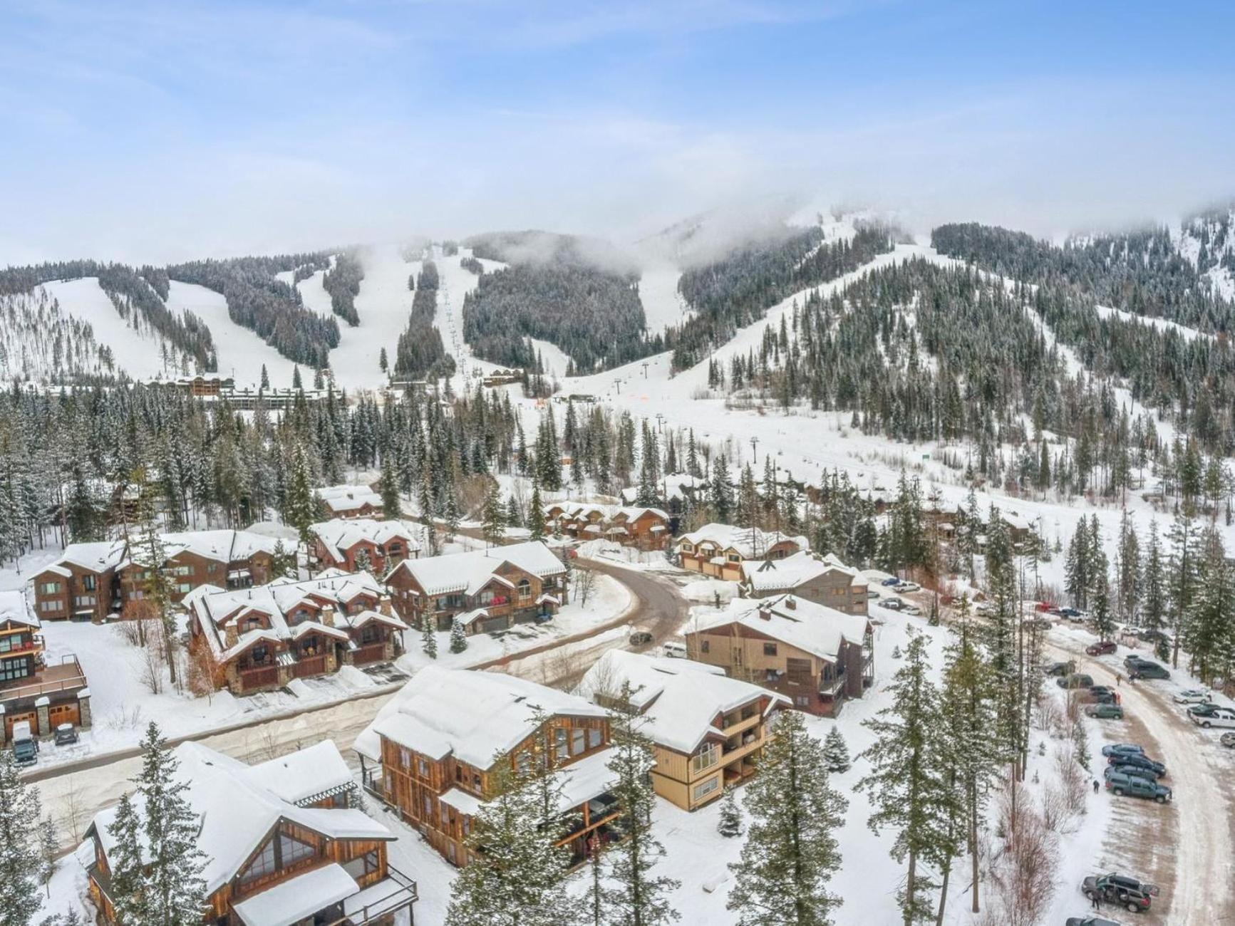 Inspiration Ski Haus Whitefish Bagian luar foto